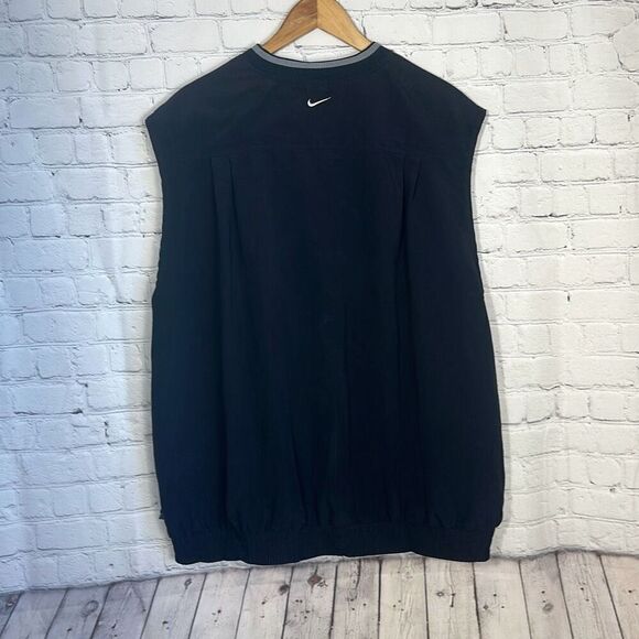 Vintage Nike Golf XL Sleeveless V Neck Pullover Windbreaker Vest Black Pockets - Picture 4 of 8
